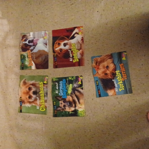 Children's books - Picture 1 of 1